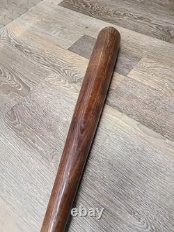 MICKEY MANTLE MODEL NO 130S HILLERICH & BRADSBY MODEL BAT Special Safe Hit Rare