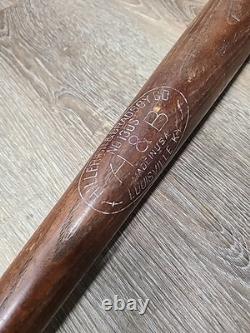 MICKEY MANTLE MODEL NO 130S HILLERICH & BRADSBY MODEL BAT Special Safe Hit Rare