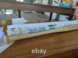 NIB! 1995 Cleveland Indians 35 ENGRAVED Baseball Bat Heavy Hitters Vintage