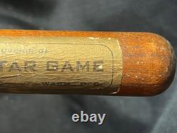 Old Vintage American Baseball 1937 Original Mini Baseball Bat Louisville Slugger Old Vintage American Baseball 1937 Original Mini Baseball Bat Louisville Slugger