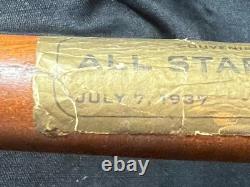 Old Vintage American Baseball 1937 Original Mini Baseball Bat Louisville Slugger Old Vintage American Baseball 1937 Original Mini Baseball Bat Louisville Slugger