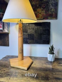 One-of-a-Kind Louisville Slugger Baseball Bat Table Lamp M10 Pro Stock Vintage