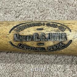 RG Hower I Slug Um Wood Baseball Bat 33 Lewistown PA vintage