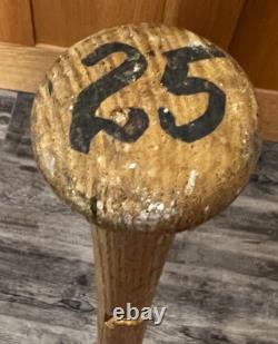 RON HASSEY Vintage Game-Used Baseball Bat Louisville Slugger R141 Indians #25