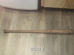 Rare Hank Greenberg Champion Model Baseball Bat Hellerich & Bradsby No. 8