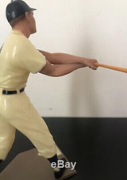Roger Maris Hartland With bat, vintage statue