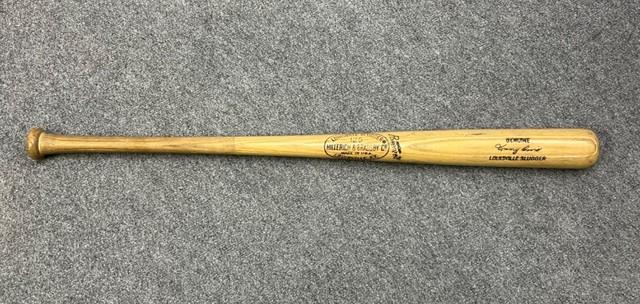 Tommy Davis Vintage H&b 1973-75 Game Used Bat. Un Cracked. Very Nice