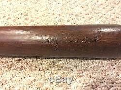 Ultra Rare Vintage 1900's Babe Ruth Hillerich & Bradsby Baseball Bat