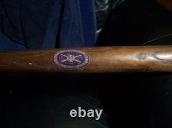VINTAGE 1922 WOOD BAT COMMEMORATING THE 1922 WORD SERIES YANKEES vs GIANTS