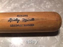 VINTAGE 1960's LOUISVILLE SLUGGER Baseball Bat, MICKEY MANTLE, MM6