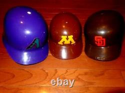 VINTAGE 1970s MINNESOTA GOPHERS ABC FIBERGLASS GAME USED BATTING HELMET BASEBALL