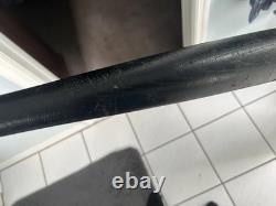 VINTAGE 1980's DON MATTINGLY LOUISVILLE SLUGGER M110 BASEBALL BAT OFFICIAL 34