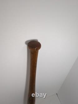 VINTAGE BASEBALL H & B Crackerjack Model Bat And Cracker Jack Ball VINTAGE BASEBALL H & B Crackerjack Model Bat And Cracker Jack Ball