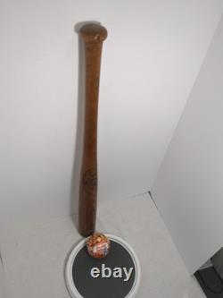 VINTAGE BASEBALL H & B Crackerjack Model Bat And Cracker Jack Ball VINTAGE BASEBALL H & B Crackerjack Model Bat And Cracker Jack Ball