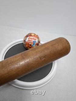 VINTAGE BASEBALL H & B Crackerjack Model Bat And Cracker Jack Ball VINTAGE BASEBALL H & B Crackerjack Model Bat And Cracker Jack Ball