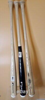 VINTAGE LOUISVILLE SLUGGER BASEBALL BATS Lot of 4 Display Wall Brackets Included