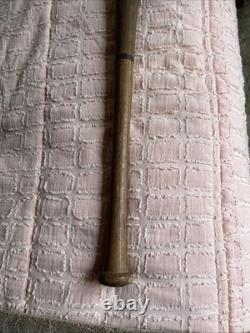 VINTAGE MICKEY MANTLE 130S H&B MODEL BAT-size 31 Special Safe Hit Wood Baseball
