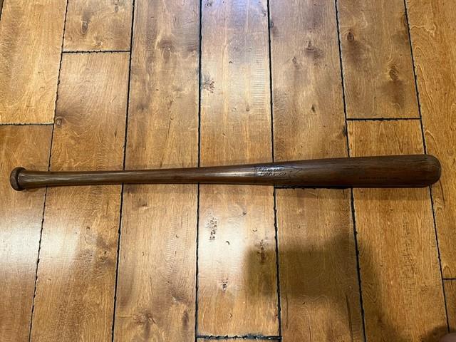 Vintage Early 1930's Pennant 510 Baseball Bat 34' Ducky Medwick Model