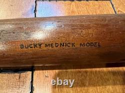 VINTAGE early 1930's PENNANT 510 BASEBALL BAT 34' DUCKY MEDWICK MODEL