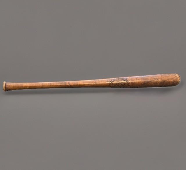 Vtg 1930s-40s Hillerich & Bradsby Paul Dean Cardinals Mini Wooden Baseball Bat