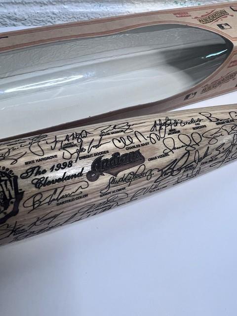 Vtg 1998 Cleveland Indians Heavy Hitter #1-575 Carved Baseball Bat- With 96' Box