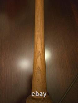 VTG Original Louisville Slugger 125 model Henry Aaron Baseball Bat