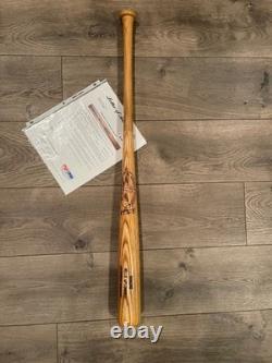 VTG. Willie McCovey Game Used MLB Baseball Bat with PSA Certificate Hall of Fame VTG. Willie McCovey Game Used MLB Baseball Bat with PSA Certificate Hall of Fame