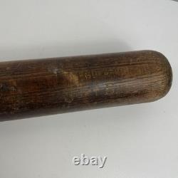 Vintage 1900's Draper Maynard D&M DS66 Wooden Softball Bat, Early Lucky Dog 34