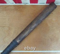 Vintage 1900s Victor Sporting Goods Wood Baseball Bat No. 100 few issues 34 Vintage 1900s Victor Sporting Goods Wood Baseball Bat No. 100 few issues 34