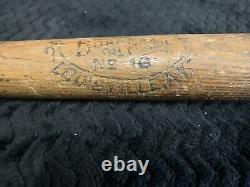 Vintage 1910s Hillerich & Bradsby'Champion' Wood Baseball Bat No. 16 Antique 34