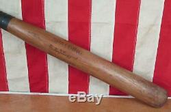 Vintage 1910s Spalding Wood Autograph Baseball Bat Miller J. Huggins HOF 32 Rare