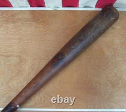 Vintage 1920s Hillerich & Bradsby'Champion' Wood Baseball Bat No. 8 Model 33 Vintage 1920s Hillerich & Bradsby'Champion' Wood Baseball Bat No. 8 Model 33