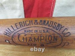 Vintage 1920s Hillerich & Bradsby'Champion' Wood Baseball Bat No. 8 Model 33 Vintage 1920s Hillerich & Bradsby'Champion' Wood Baseball Bat No. 8 Model 33