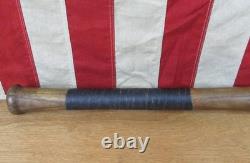 Vintage 1920s Hillerich & Bradsby King Of The Field Wood No. 13 Baseball Bat 33