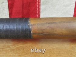 Vintage 1920s Hillerich & Bradsby King Of The Field Wood No. 13 Baseball Bat 33