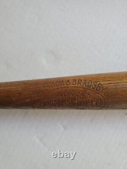 Vintage 1920s King Of The Field Hillerich & Bradsby Baseball Bat No 12