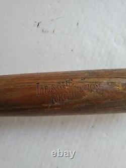 Vintage 1920s King Of The Field Hillerich & Bradsby Baseball Bat No 12