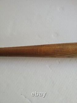 Vintage 1920s King Of The Field Hillerich & Bradsby Baseball Bat No 12