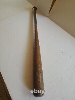 Vintage 1920s King Of The Field Hillerich & Bradsby Baseball Bat No 12