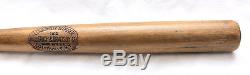 Vintage 1922-1925 Hillerich and Bradsby Baseball bat MINT, Thick Handle Monster