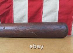 Vintage 1930s Hillerich & Bradsby Co.'League' Wood Baseball Bat No. 7 Model 35 Vintage 1930s Hillerich & Bradsby Co.'League' Wood Baseball Bat No. 7 Model 35