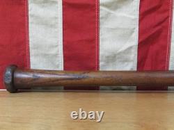 Vintage 1930s Hillerich & Bradsby Co.'League' Wood Baseball Bat No. 7 Model 35 Vintage 1930s Hillerich & Bradsby Co.'League' Wood Baseball Bat No. 7 Model 35