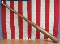 Vintage 1930s Pennant Wood Baseball Bat No. 305 Leaguer HOF Joe Cronin Model 36
