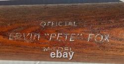 Vintage 1940 Spalding 135 baseball bat ERVIN PETE FOX. CRACKED. 36