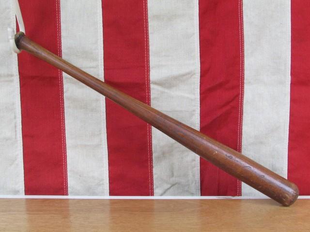 Vintage 1940s Louisville Slugger H&b Wood Baseball Mini Bat Hof Lou Gehrig 16