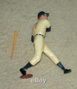 Vintage 1950's Hartland Baseball Statue Rocky Colavito With Bat Has Toe Plate