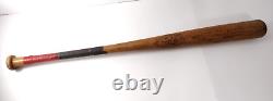 Vintage 1950's Hillerich & Bradsby BOBBY AVILA Wooden 35 Baseball Bat INDIANS