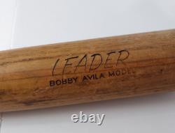 Vintage 1950's Hillerich & Bradsby BOBBY AVILA Wooden 35 Baseball Bat INDIANS