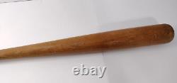 Vintage 1950's Hillerich & Bradsby BOBBY AVILA Wooden 35 Baseball Bat INDIANS