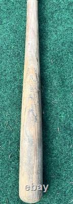 Vintage 1950s Adirondack 302 Johnny Logan Personal Model Bat Milwaukee Braves